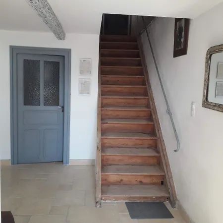 Maison Dans Village Classe *
